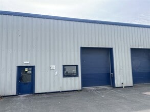 Featherbed Ln, Shrewsbury for lease Building Photo- Image 2 of 3