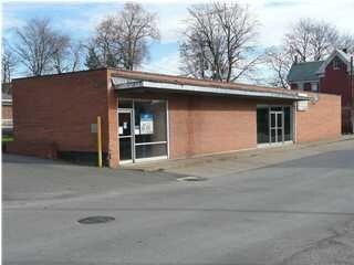 108 W Locust St, Fort Branch, IN for sale - Primary Photo - Image 1 of 1
