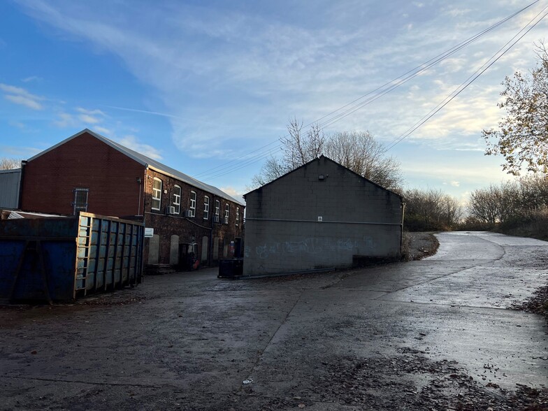 1 Borden Way, Bury for sale - Primary Photo - Image 1 of 1