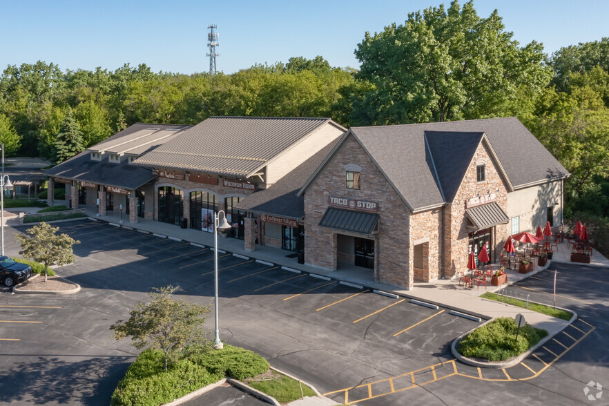 12850-12960 W Bluemound Rd, Elm Grove, WI for lease - Building Photo - Image 2 of 6