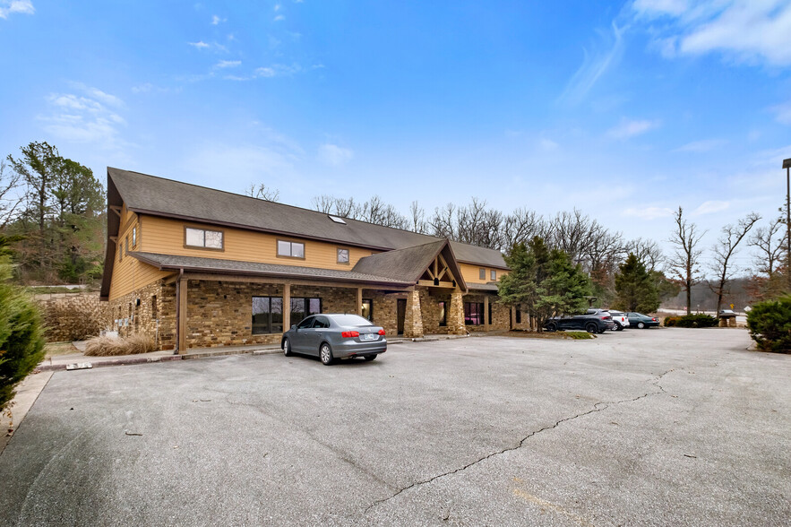 4220 N Crossover Rd, Fayetteville, AR for lease - Building Photo - Image 3 of 26