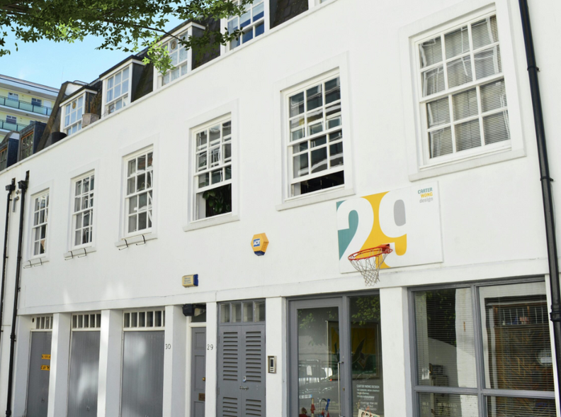 29 Brook Mews North, London for lease - Building Photo - Image 1 of 6