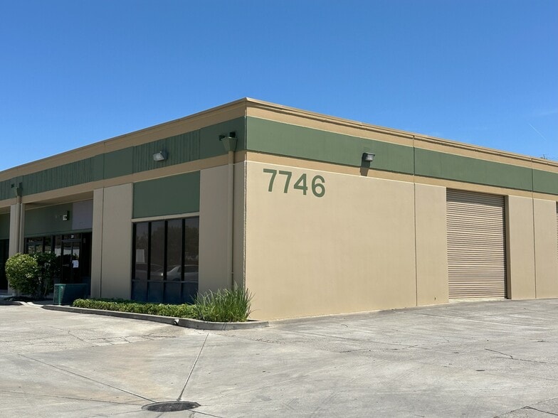 7746 Lorraine Ave, Stockton, CA for lease - Building Photo - Image 2 of 8