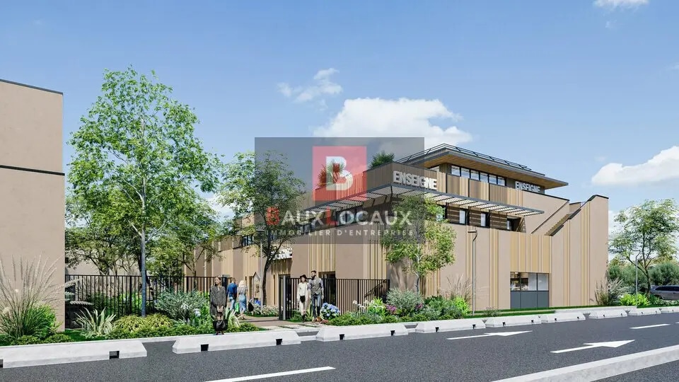 Office in Aubagne for lease - Building Photo - Image 1 of 9