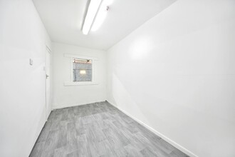 24 Craigmont St, Glasgow for lease Interior Photo- Image 2 of 7