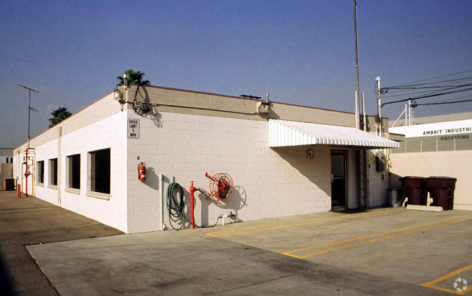 1291-1295 Los Angeles St, Glendale, CA for lease - Building Photo - Image 3 of 8