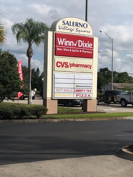 5551 SE Federal Hwy, Stuart, FL for lease - Building Photo - Image 2 of 4