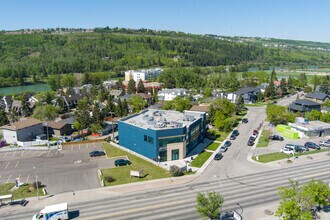 4525 Monterey Ave NW, Calgary, AB - AERIAL map view - Image1