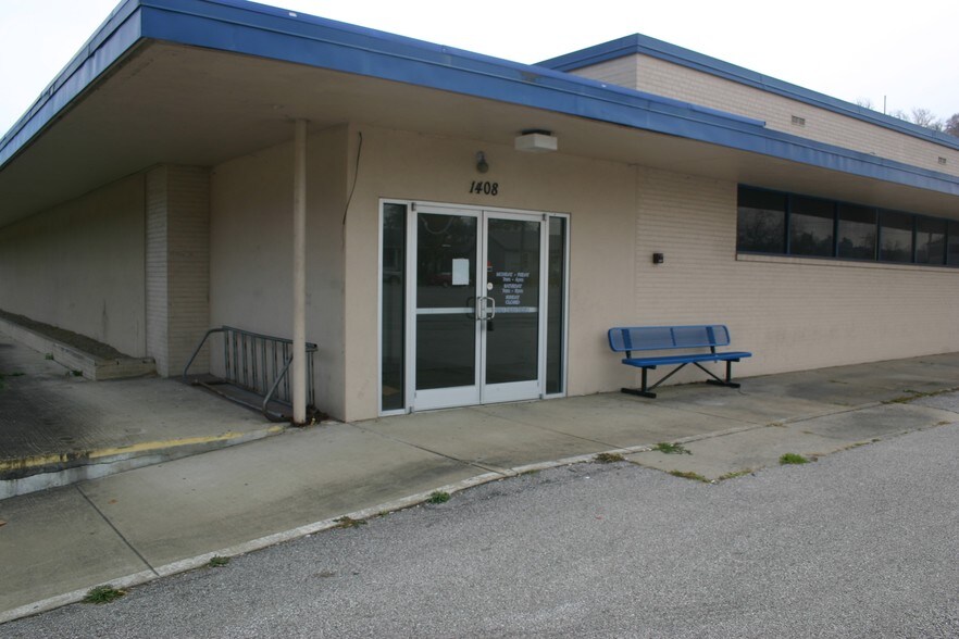 1408 Bigley Ave, Charleston, WV for sale - Building Photo - Image 1 of 1