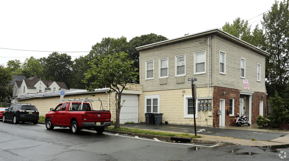 19 Main Ave, Clifton, NJ for sale - Primary Photo - Image 1 of 1