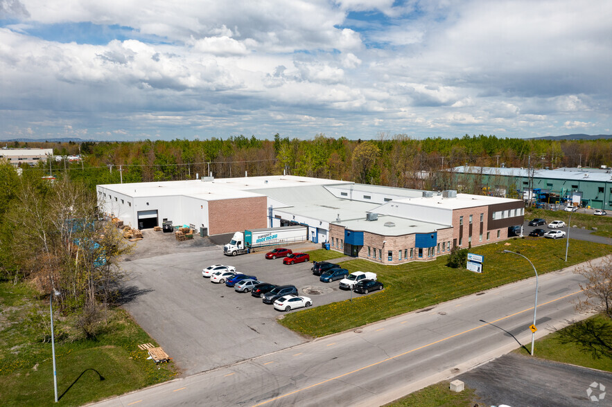 7880 Boul Industriel, Chambly, QC for sale - Aerial - Image 2 of 3