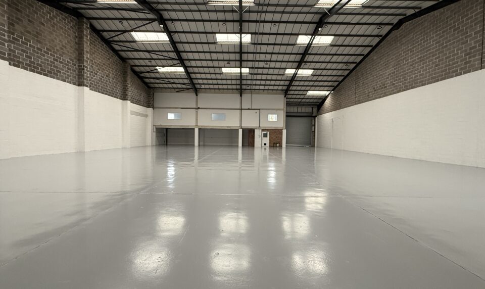Battle Rd, Newton Abbot for lease Interior Photo- Image 1 of 5