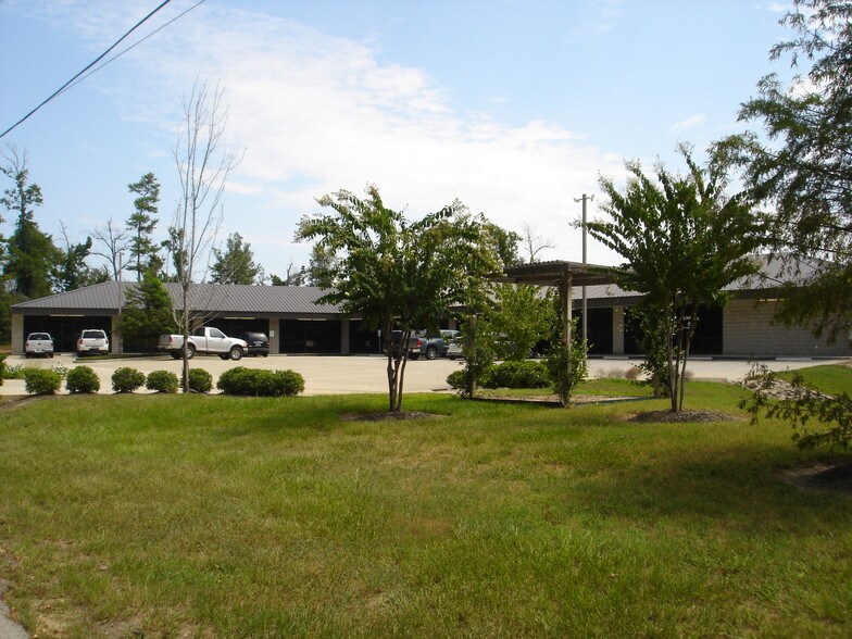 9994 FM 1097, Willis, TX for sale - Building Photo - Image 1 of 1