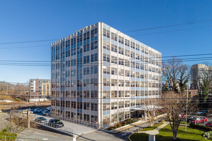 8555 16th St, Silver Spring, MD for lease - Building Photo - Image 1 of 6