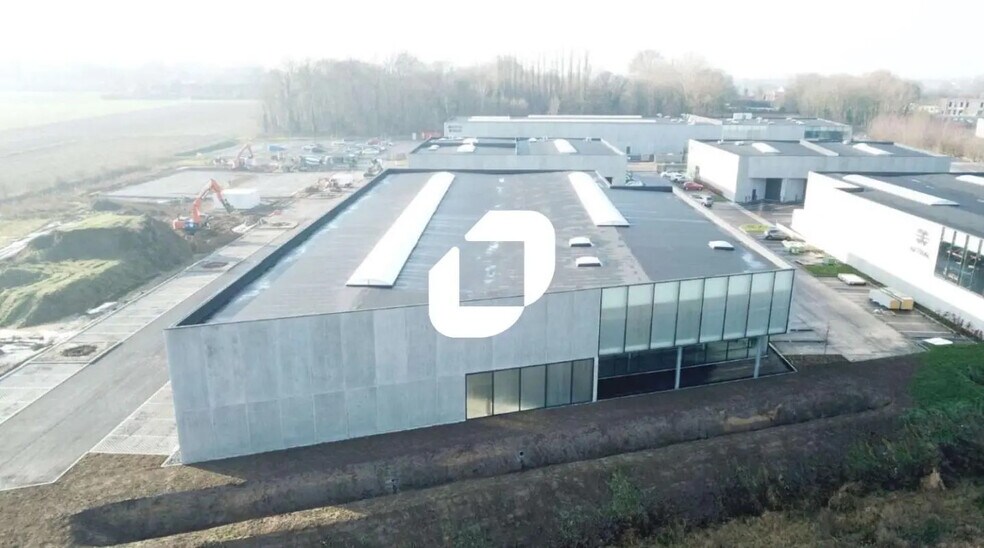 2 Rue Pierre-Antoine Delahousse, Roncq for lease - Building Photo - Image 2 of 14