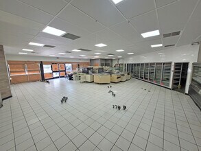 605 S Wickham Rd, West Melbourne, FL for sale Interior Photo- Image 1 of 3