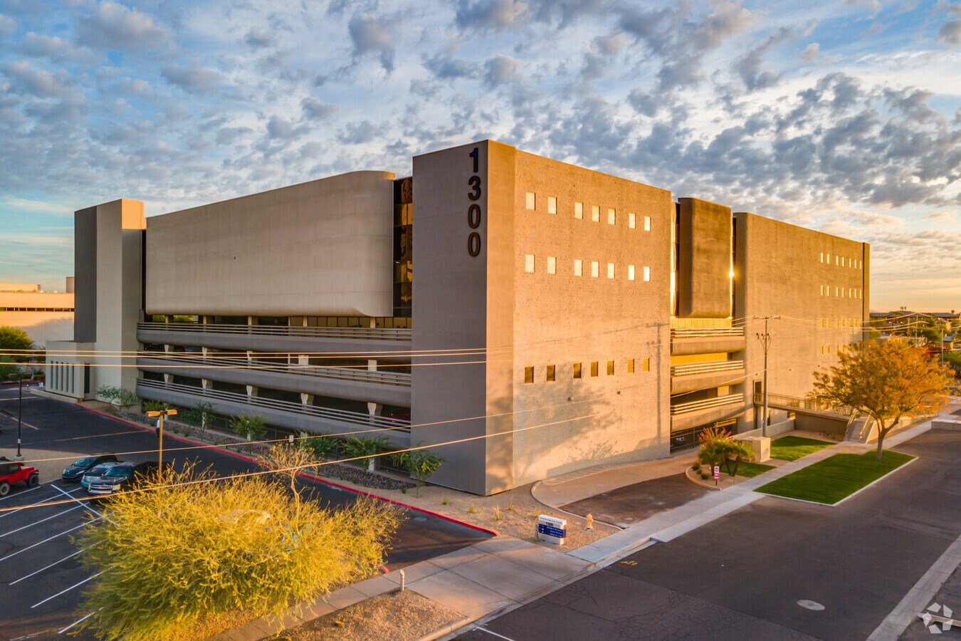 1300 N 12th St, Phoenix, AZ 85006