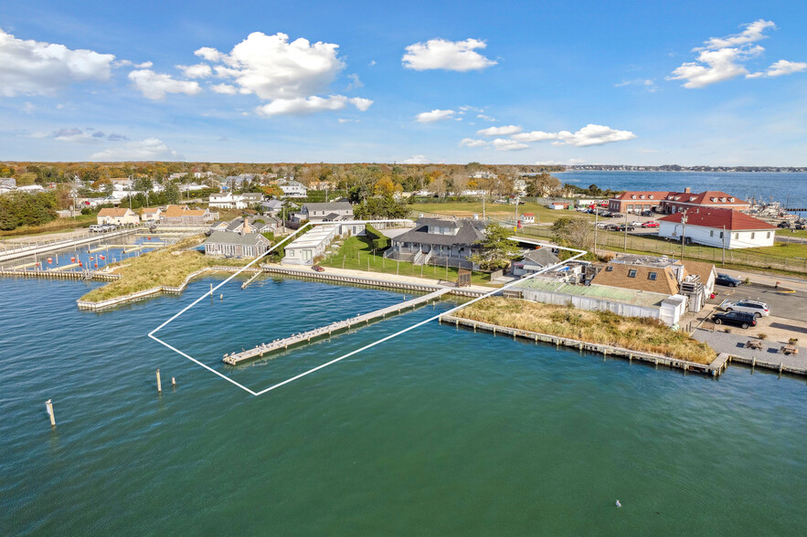 32 Lighthouse Rd, Hampton Bays, NY for sale - Aerial - Image 2 of 44