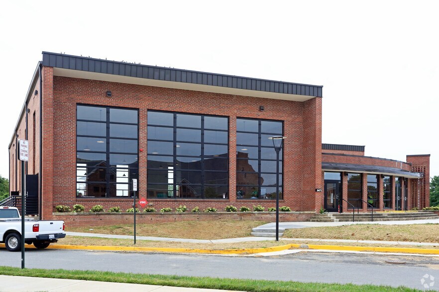 8475 Reformatory Way, Lorton, VA for sale - Primary Photo - Image 1 of 1