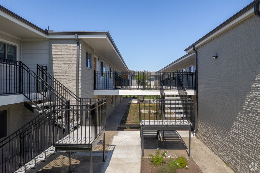 1600 Avenue M, South Houston, TX for sale - Building Photo - Image 3 of 20