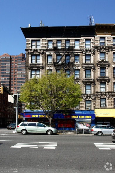 498-500 Amsterdam Ave, New York, NY for lease - Building Photo - Image 2 of 2