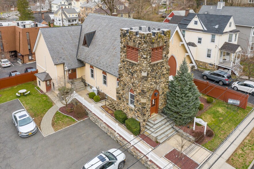 27 Cleveland St, Valhalla, NY for sale - Aerial - Image 2 of 26