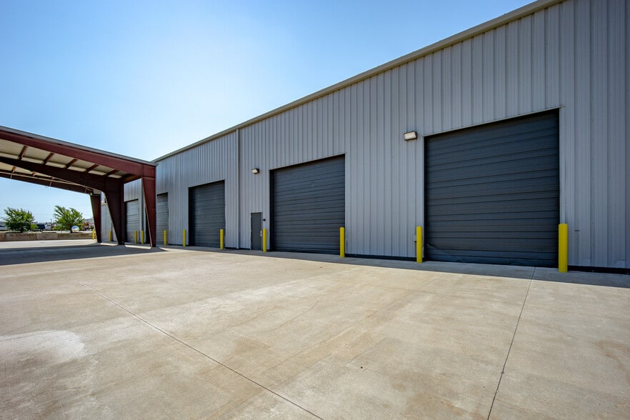 4840 N Sewell Ave, Oklahoma City, OK for lease - Building Photo - Image 3 of 7