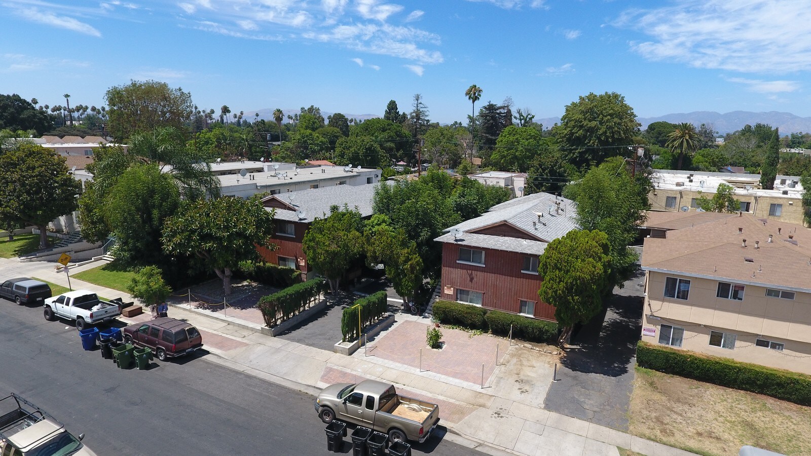 14129 Gilmore St, Van Nuys, CA 91401