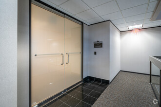 363 N Sam Houston Pky E, Houston, TX for lease Interior Photo- Image 2 of 7