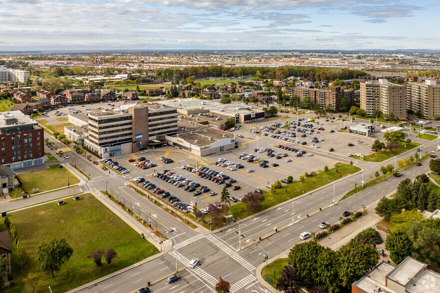 5800 Boul Cavendish, Cote-St-Luc, QC for lease - Aerial - Image 2 of 13