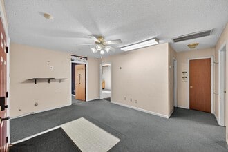 231 Marlboro St SE, Aiken, SC for sale Interior Photo- Image 2 of 23