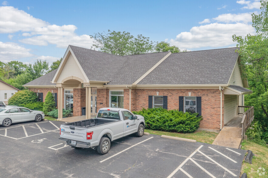 11406 Gravois Rd, Saint Louis, MO for sale - Primary Photo - Image 1 of 5