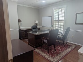 1560 Warsaw Rd, Roswell, GA for lease Interior Photo- Image 1 of 4