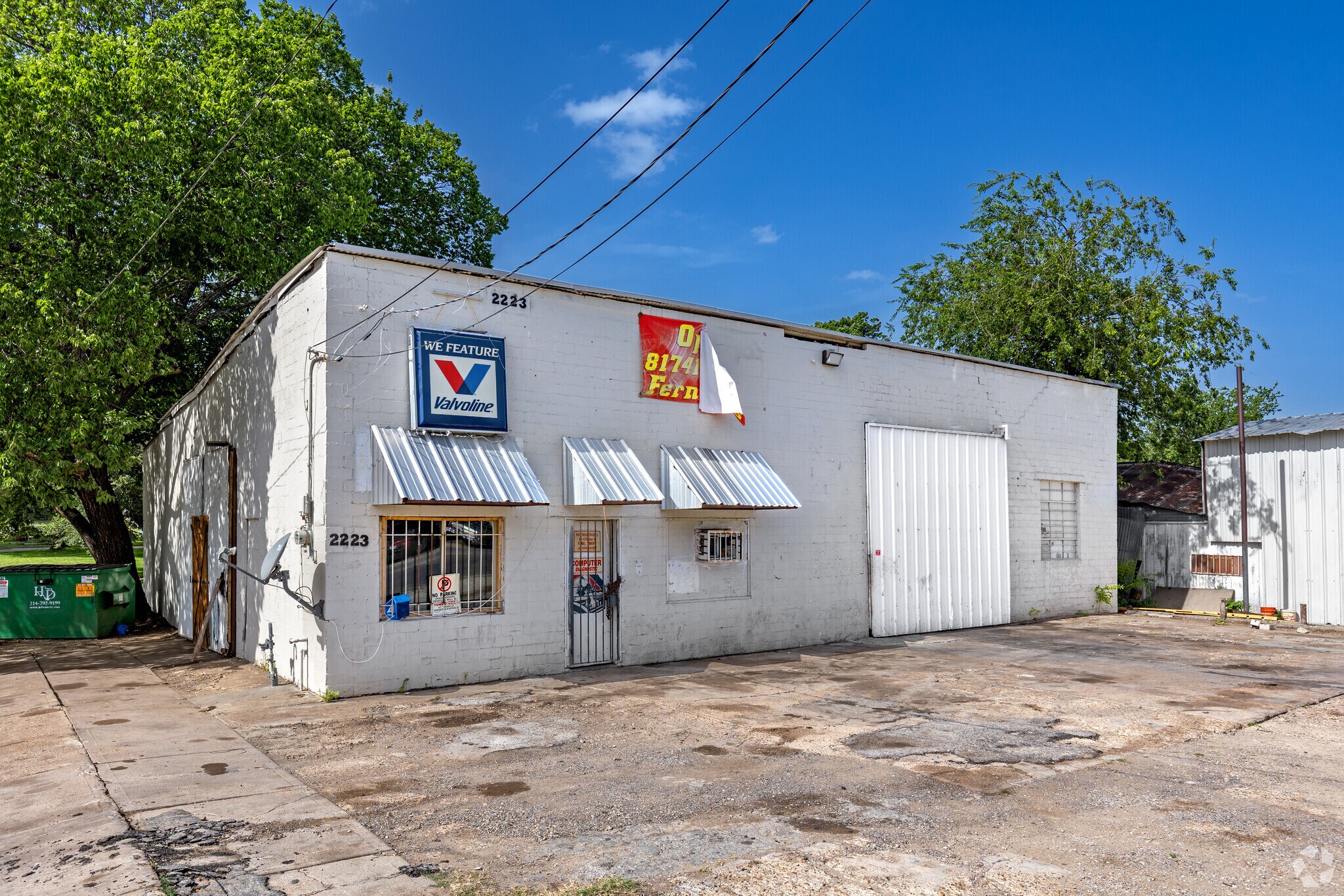 2223 W Clarendon Dr, Dallas, TX for sale Primary Photo- Image 1 of 1