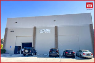 Fitness Space Available for Lease - Warehouse