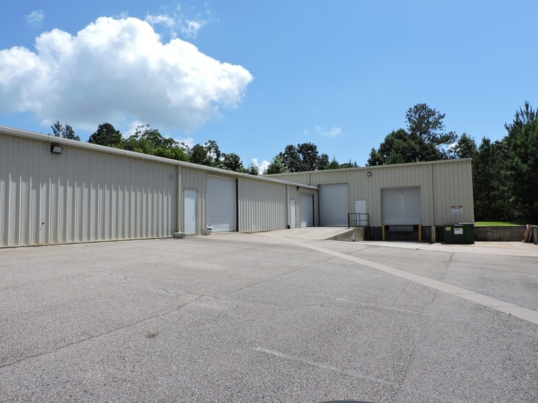 3743 Old Flowery Branch Rd, Oakwood, GA for lease - Building Photo - Image 3 of 26