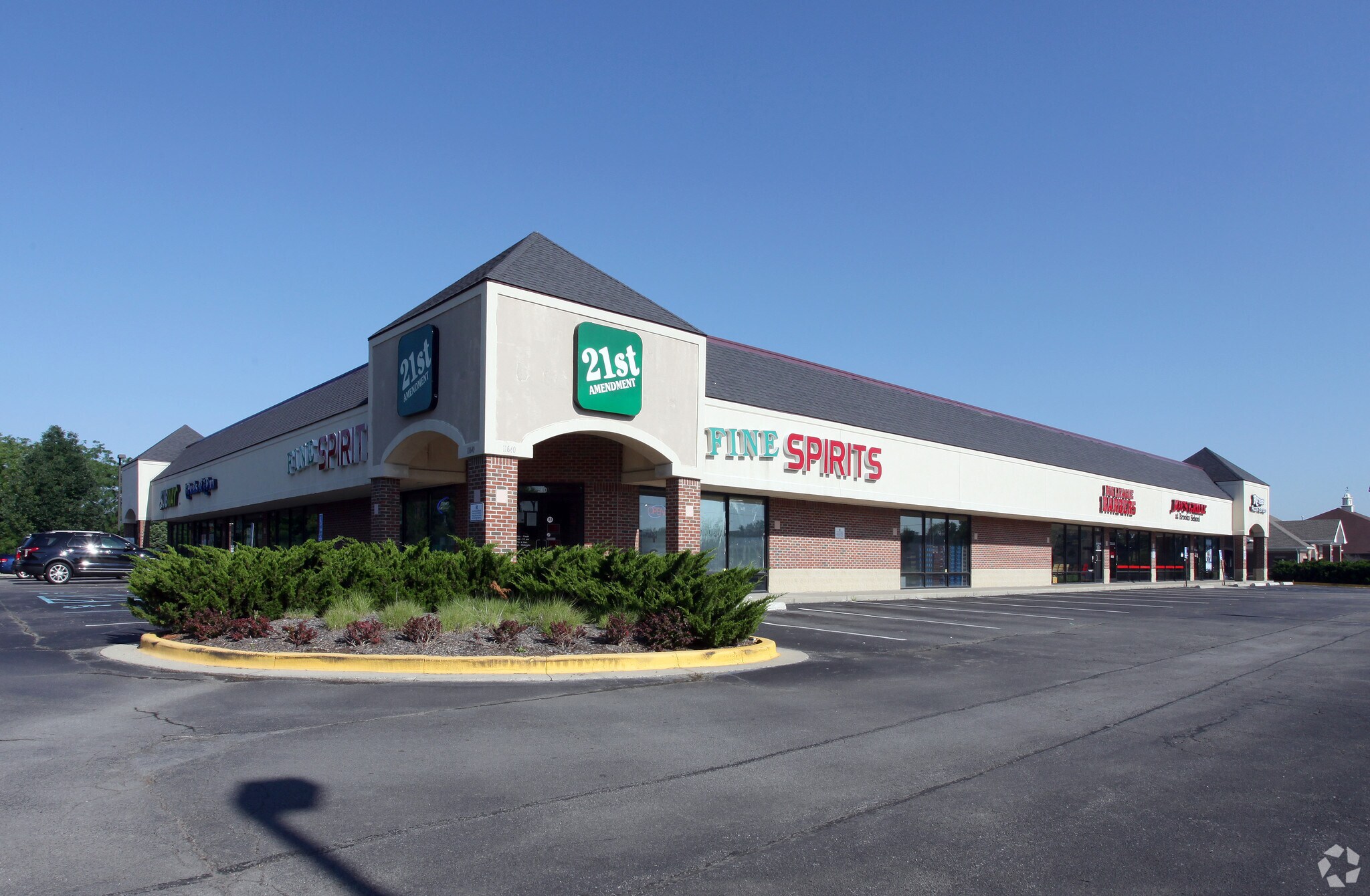 11640 Brooks School Rd, Fishers, IN for lease Primary Photo- Image 1 of 4