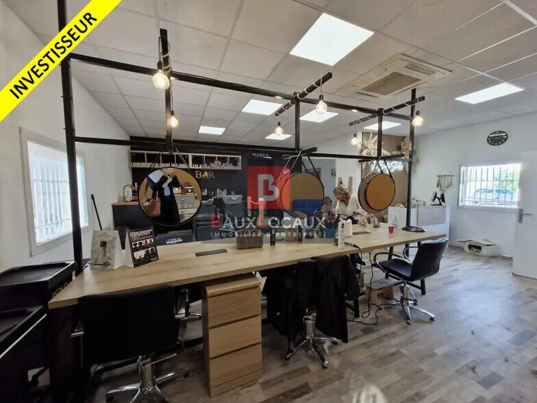 Office in Marignane for sale - Interior Photo - Image 3 of 12