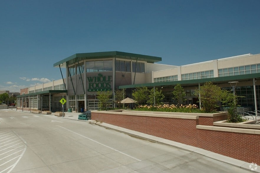 7444-7450 W Alaska Dr, Lakewood, CO for lease - Building Photo - Image 2 of 5