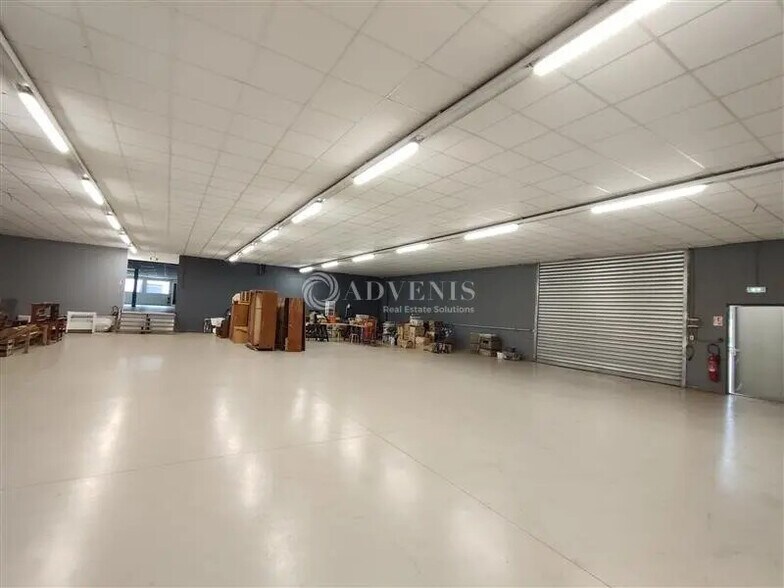 Industrial in Béziers for lease - Interior Photo - Image 2 of 6