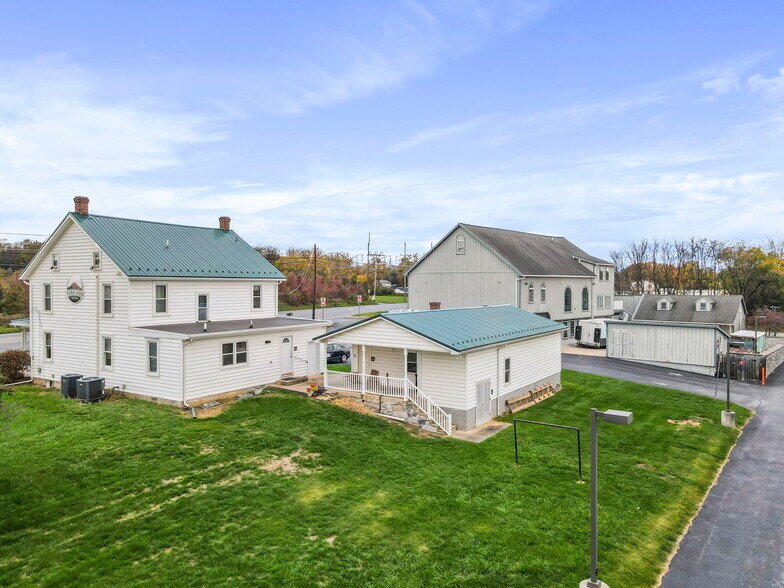 14035 Pennsylvania Ave, Hagerstown, MD for sale - Building Photo - Image 3 of 31