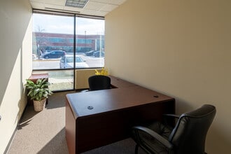 14428 Albemarle Point Pl, Chantilly, VA for lease Interior Photo- Image 2 of 8