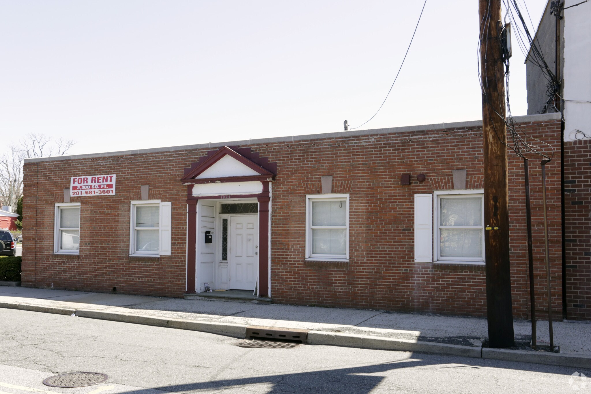 1377 Palisade Ave, Teaneck, NJ for sale Primary Photo- Image 1 of 1