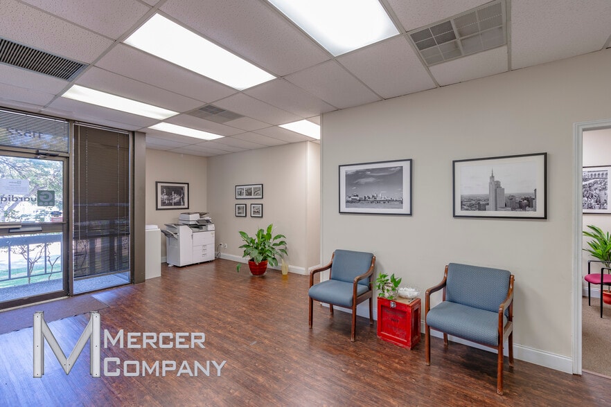 11512-11534 Pagemill Rd, Dallas, TX for lease - Building Photo - Image 1 of 2