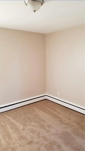 311 Broadway, Laurel Springs, NJ for sale - Building Photo - Image 3 of 13