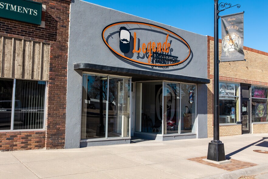 203 N Main St, Ulysses, KS for sale - Primary Photo - Image 1 of 1