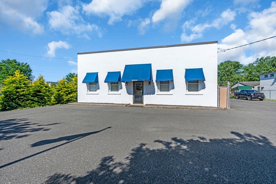 1829 Old Mill Rd, Belmar, NJ for sale - Building Photo - Image 3 of 42