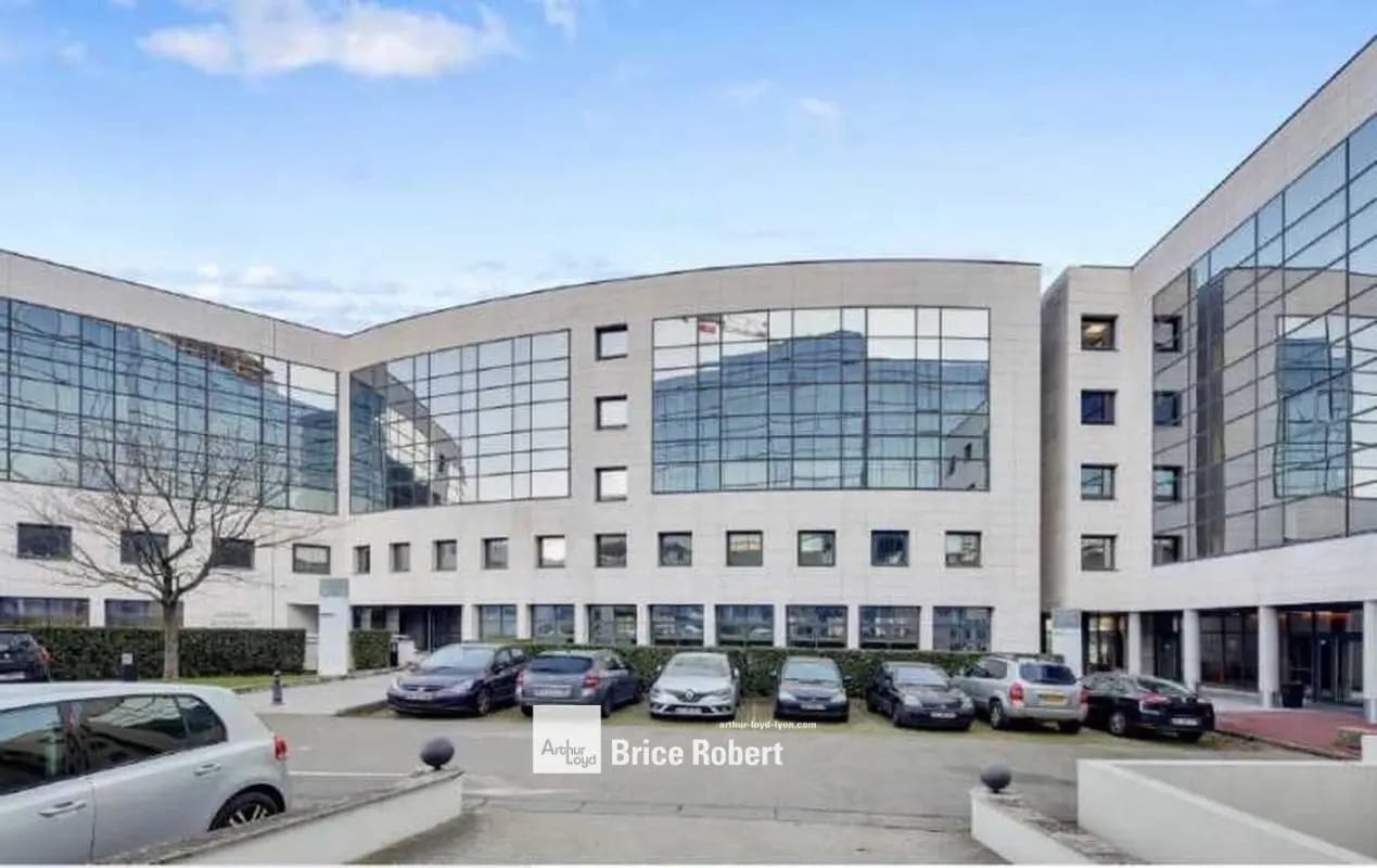 Office in Lyon for lease Building Photo- Image 1 of 12