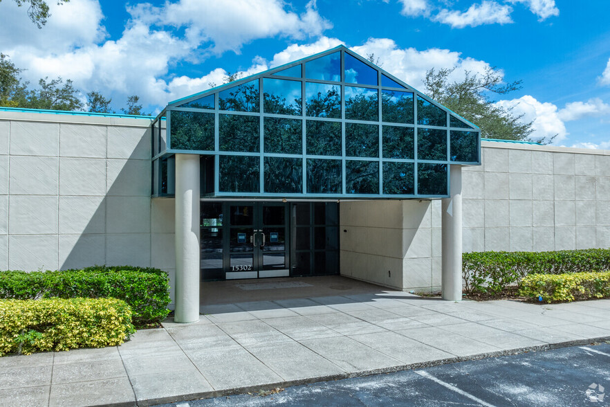 15302 Amberly Dr, Tampa, FL for lease - Building Photo - Image 2 of 25