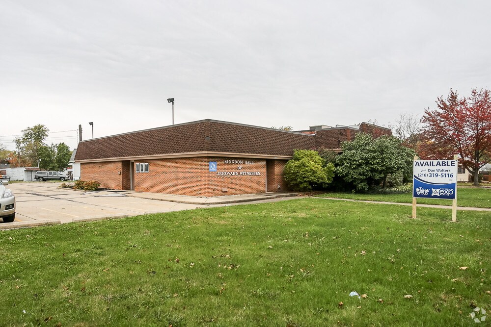 1406 Broadway Ave, Bedford, OH for sale Primary Photo- Image 1 of 1